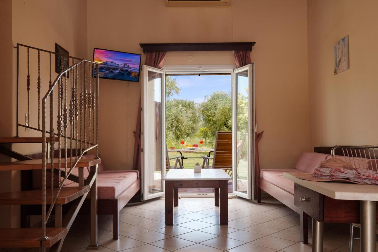 Ballas Paradise Róda Kültér fotó