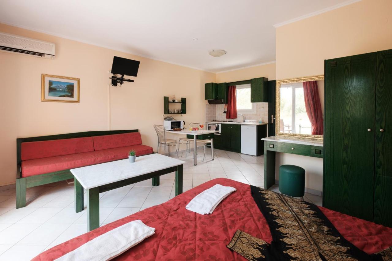 Ballas Paradise Róda Kültér fotó